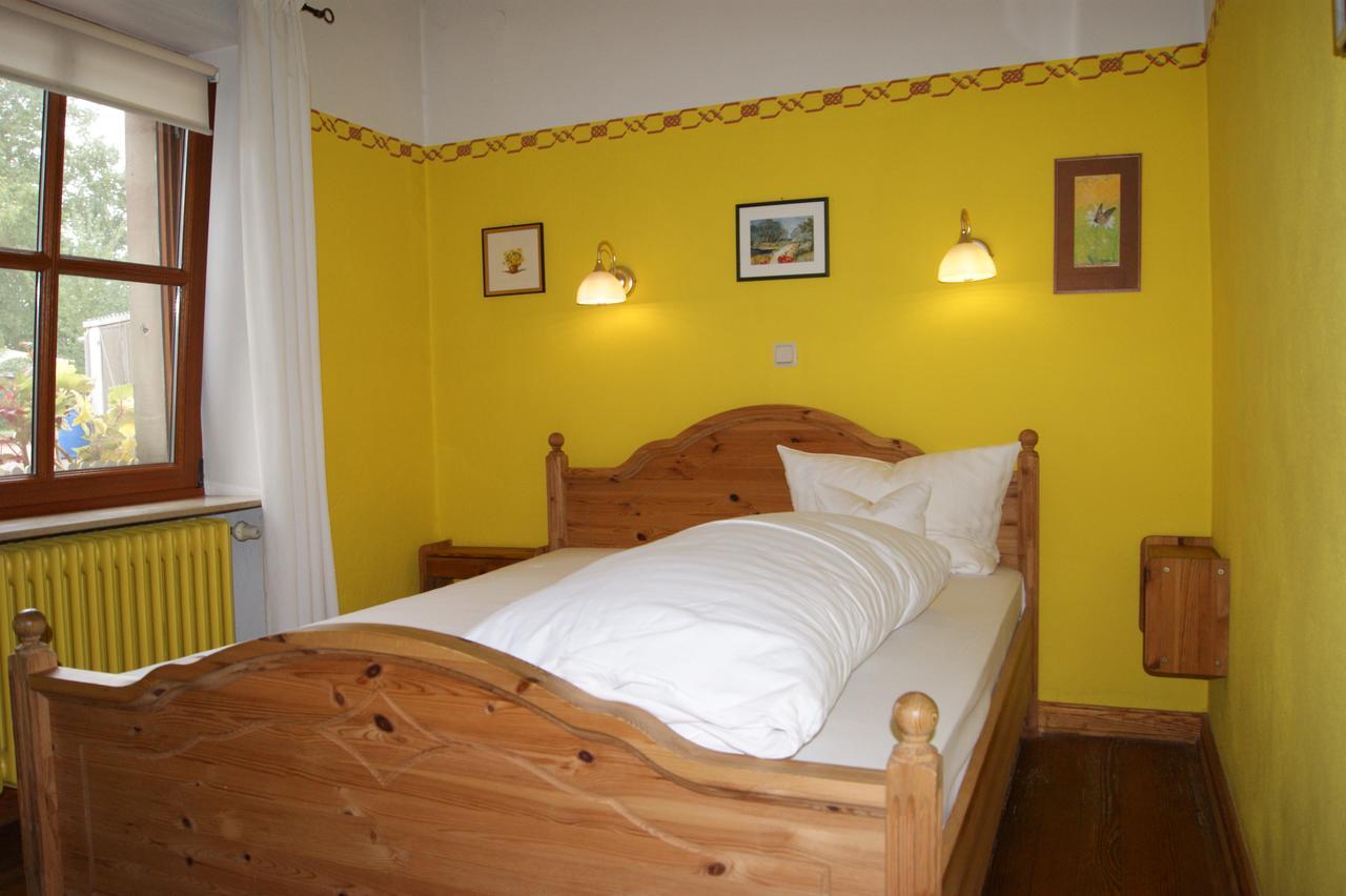 Großbundenbach Gaestehaus 'Alte Baeckerei' Kaffeehaus מראה חיצוני תמונה